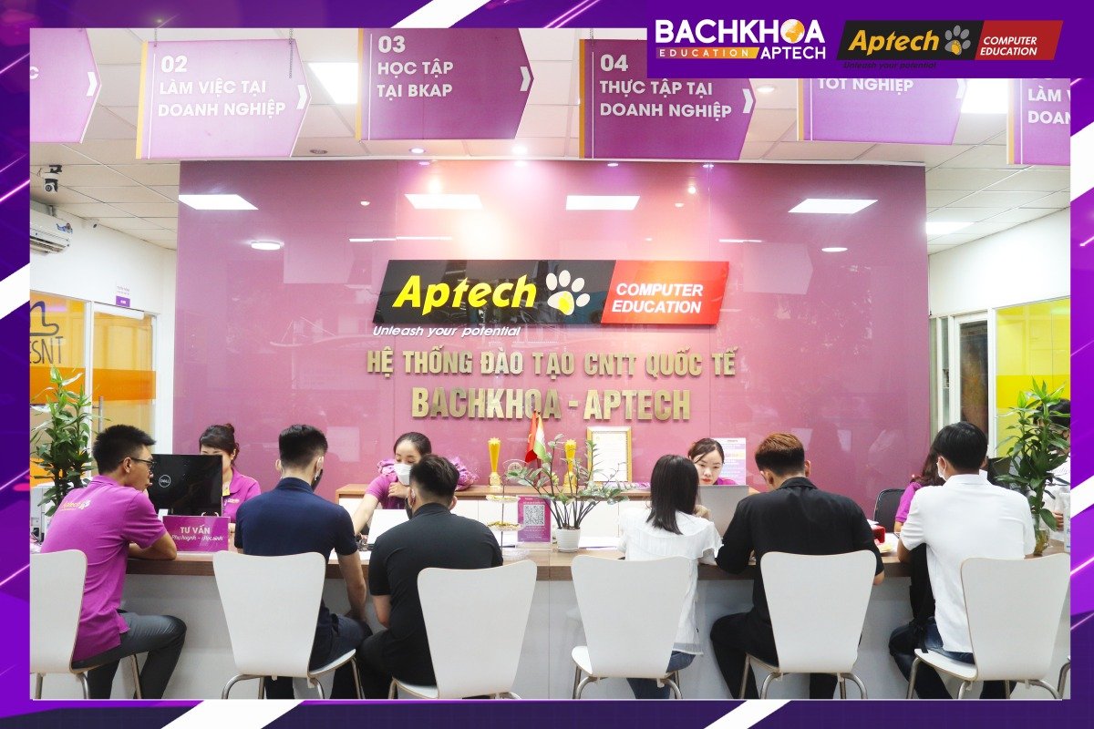 BKAPTECH - Không Gian Học Tập Truyền Cảm Hứng Cho Thế Hệ Trẻ Yêu Công Nghệ