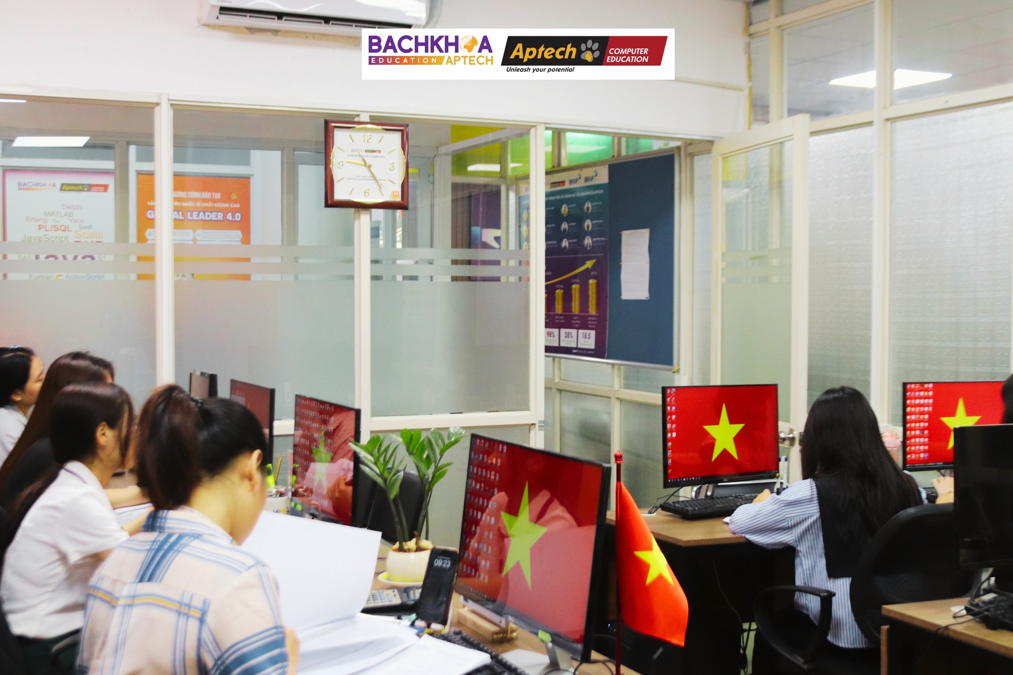BKAPTECH - Vị thế dẫn đầu ngành công nghệ tại Việt Nam và vươn tầm toàn cầu